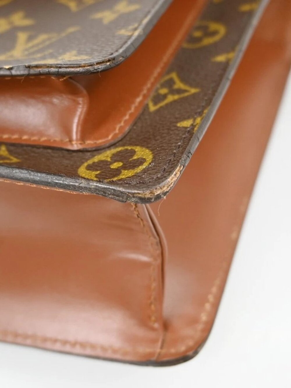 LOUIS VUITTON MONOGRAM MONCEAU 28 BUSINESS HANDBAG - Picture 4 of 14